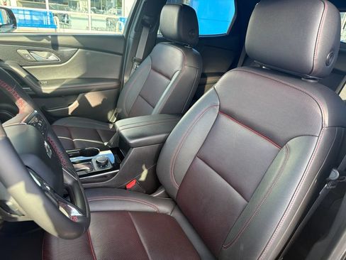 Used 2022 Chevrolet Blazer RS w/ Enhanced Convenience Package AWD/4WD image 9