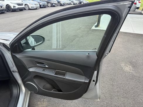 Used 2015 Chevrolet Cruze LT w/ Sun And Sound Package image 15