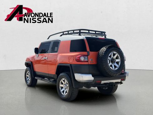 Used 2014 Toyota FJ Cruiser 4WD w/ Convenience Package image 4