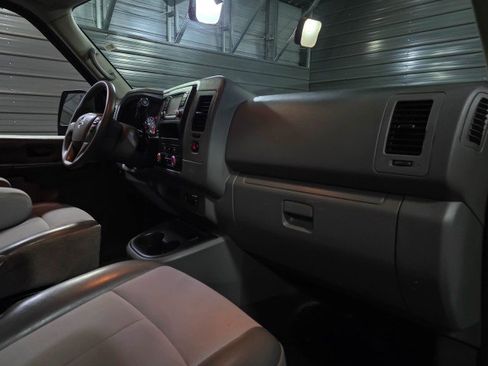 Used 2018 Nissan NV 1500 SV image 15