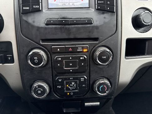 Used 2014 Ford F150 XLT w/ Equipment Group 302A Luxury image 22