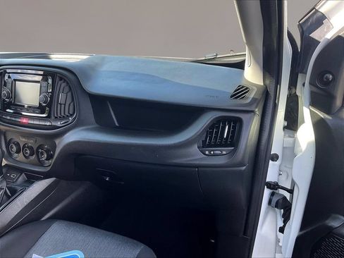 Used 2022 RAM ProMaster City Tradesman FWD image 23