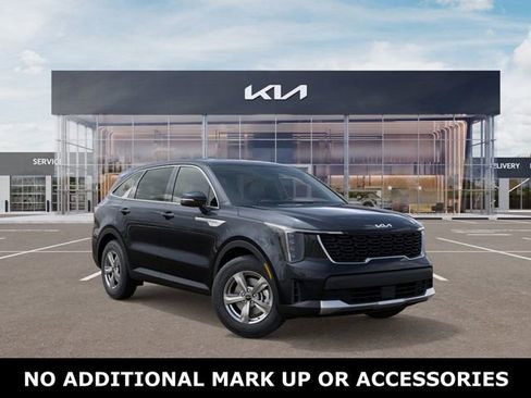 New 2026 Kia Sorento LX image 8