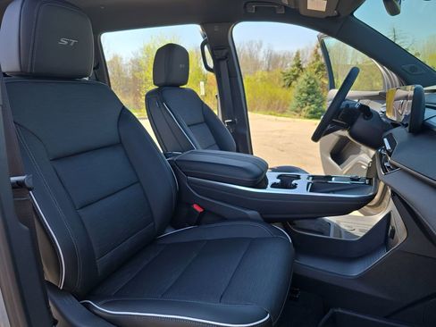 New 2026 Buick Enclave Sport Touring AWD/4WD image 10