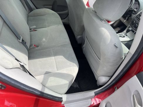 Used 2012 Toyota Corolla LE FWD image 15