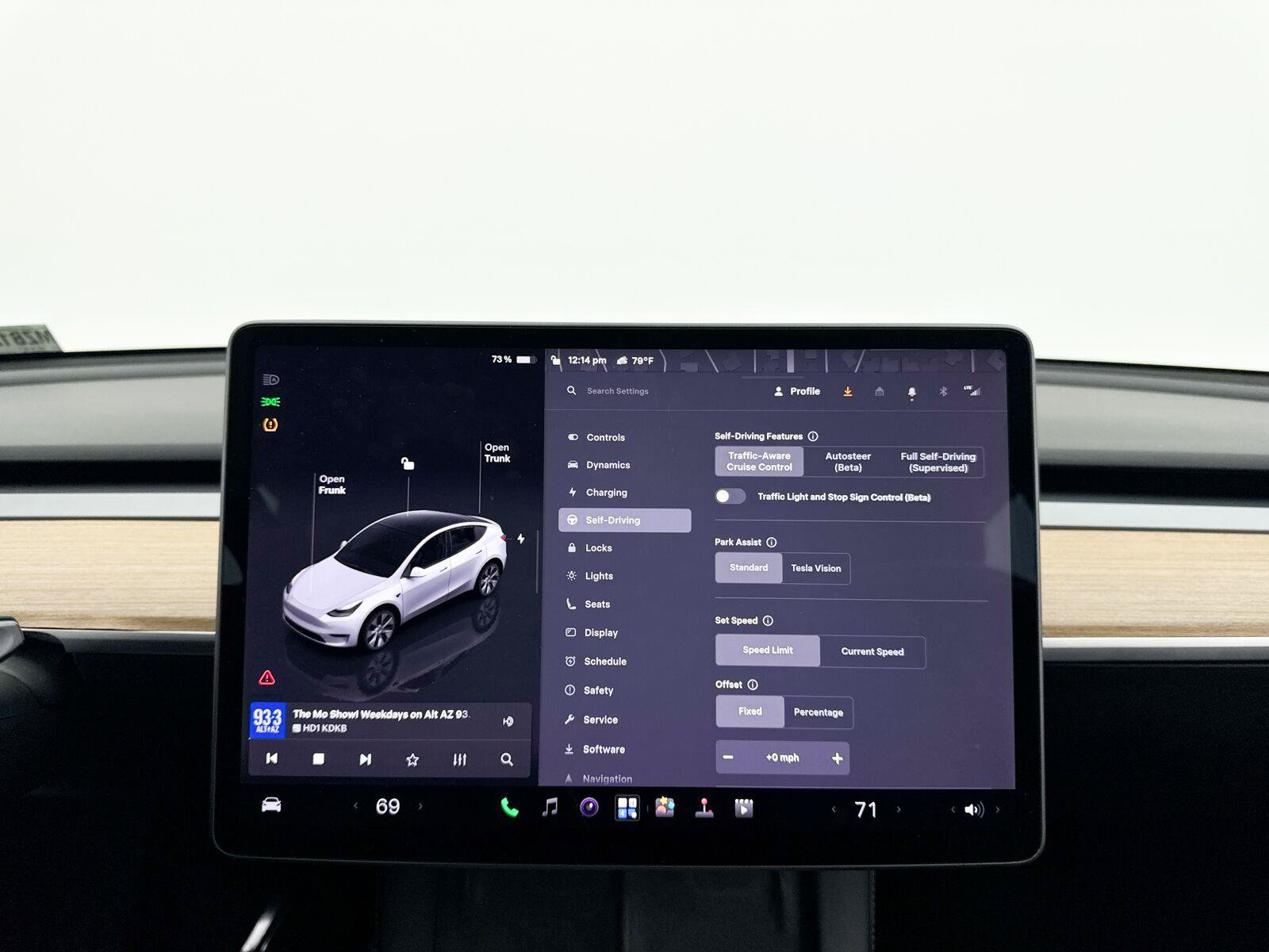 Used 2022 Tesla Model Y Long Range AWD/4WD image 8