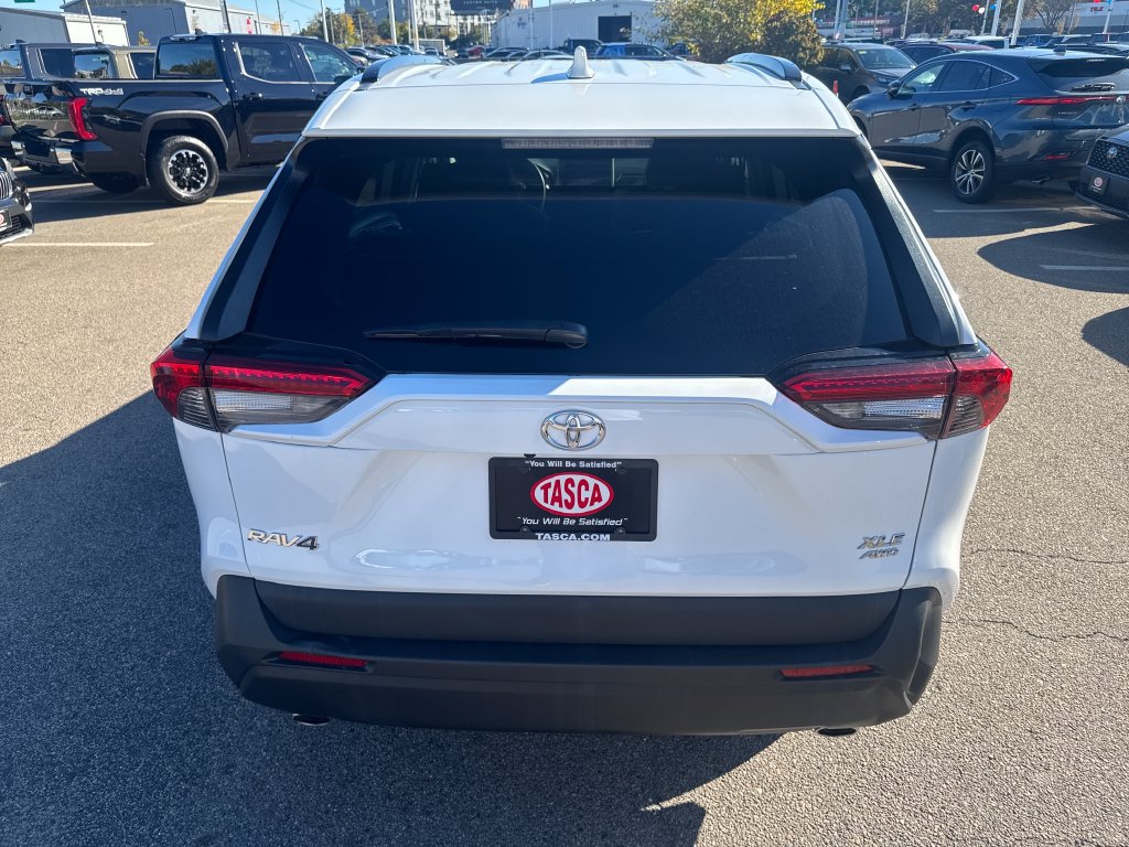 Used 2024 Toyota RAV4 XLE w/ Convenience Package AWD/4WD image 6
