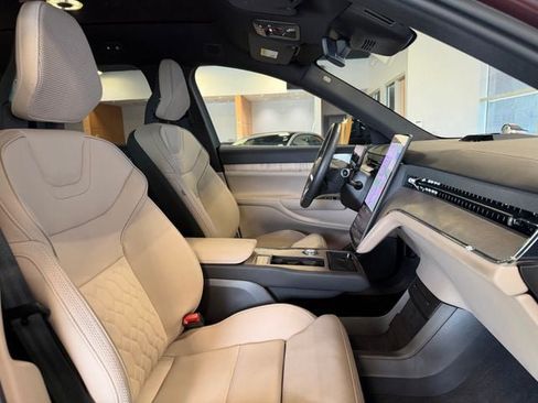 Used 2025 Volvo EX90 Ultra AWD/4WD image 26