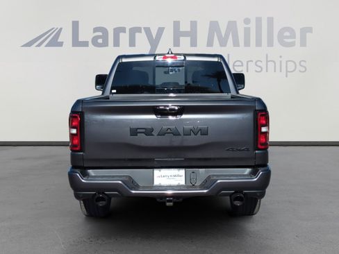 New 2026 RAM 1500 Express image 4