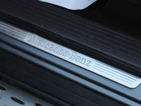 Used 2017 Mercedes-Benz GLS 450 4MATIC image 26