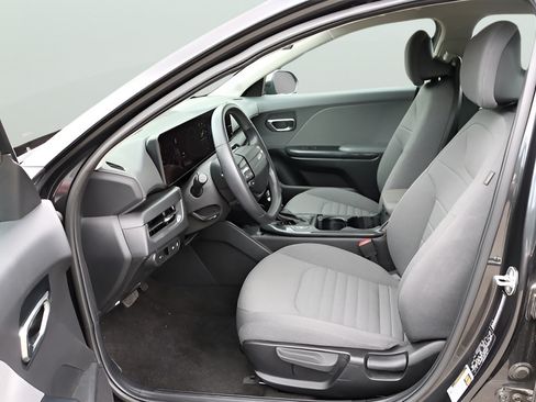 Certified 2025 Kia K4 EX FWD image 13