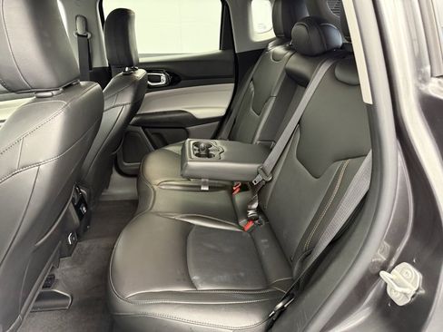 Used 2022 Jeep Compass Limited image 45