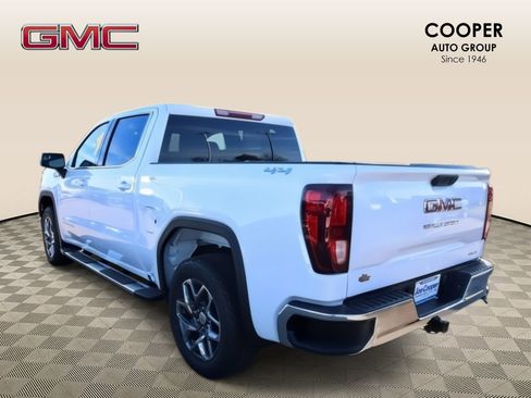 New 2026 GMC Sierra 1500 SLE w/ Max Trailering Package image 24