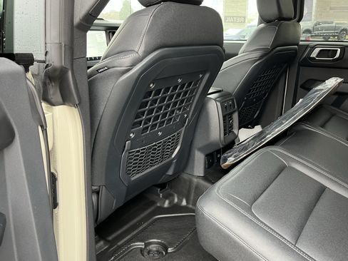 New 2025 Ford Bronco Badlands AWD/4WD image 12