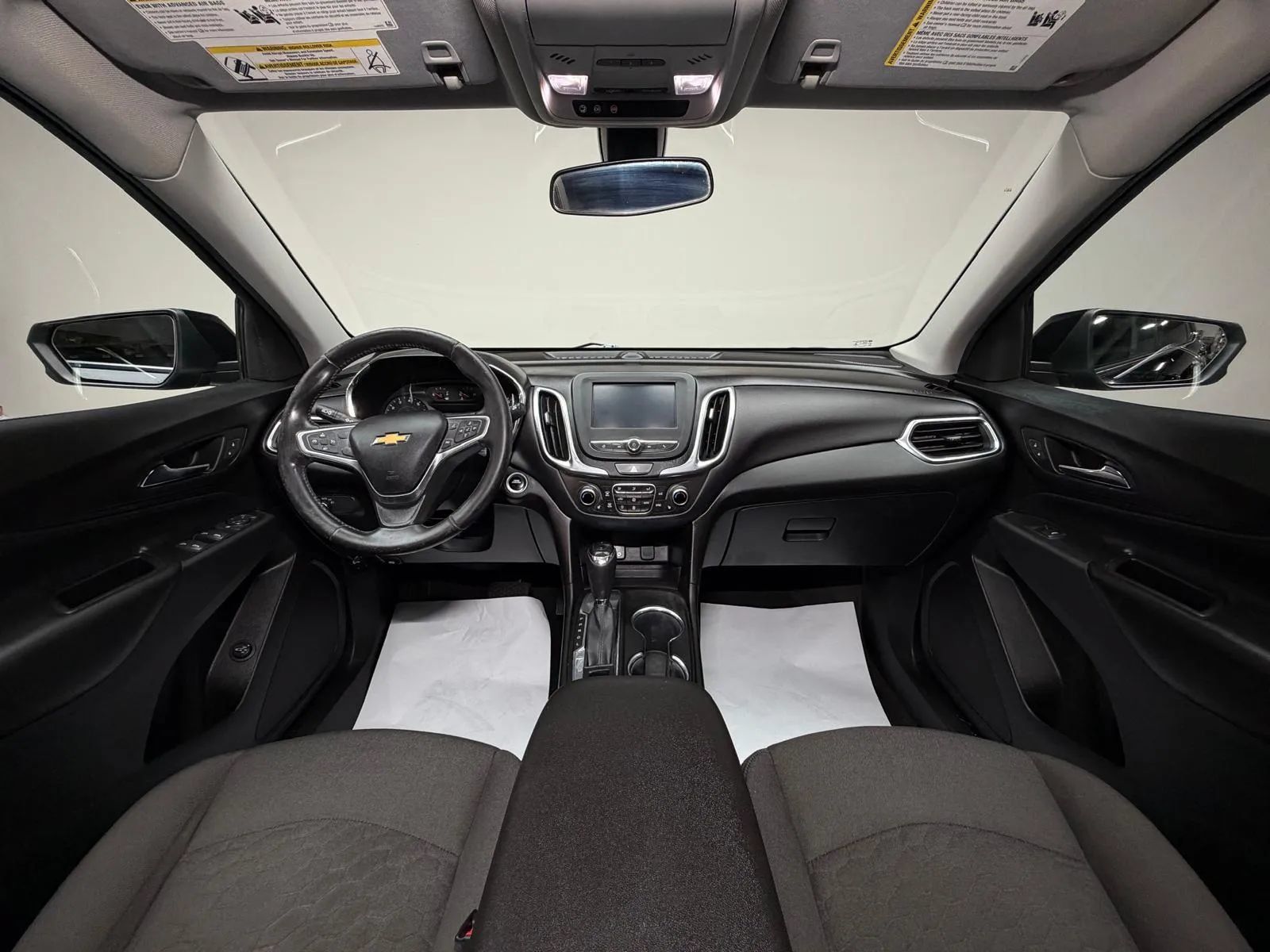 Used 2018 Chevrolet Equinox LT FWD image 21