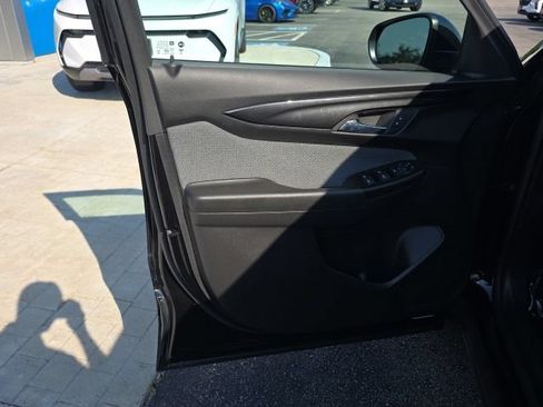 Used 2025 Chevrolet TrailBlazer LT AWD/4WD image 13