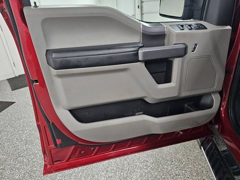 Used 2020 Ford F150 XLT w/ Equipment Group 302A Luxury AWD/4WD image 13