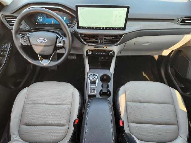Used 2025 Ford Escape Platinum AWD/4WD image 25