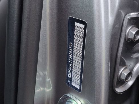 Certified 2025 Kia Niro Wind FWD image 35