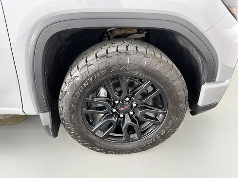 Used 2024 GMC Sierra 1500 Elevation w/ Preferred Package AWD/4WD image 36