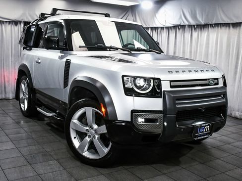 Used 2021 Land Rover Defender 90 X-Dynamic S AWD/4WD image 3