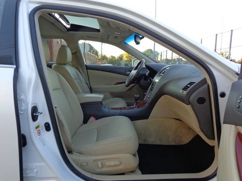 Used 2009 Lexus ES 350 image 10