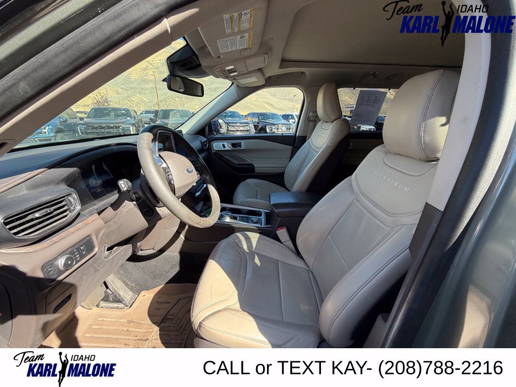 Used 2020 Ford Explorer Platinum w/ Premium Technology Package AWD/4WD image 13