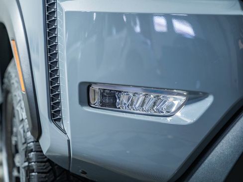 Used 2024 Nissan Frontier PRO-4X w/ Pro Convenience Package image 13