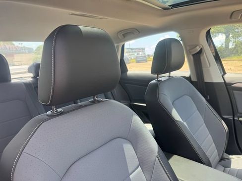New 2026 Volkswagen Jetta SE FWD image 14