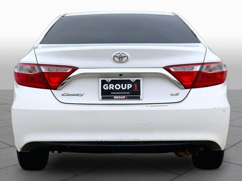 Used 2015 Toyota Camry LE FWD image 5