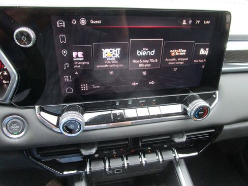 New 2026 GMC Canyon Elevation image 27