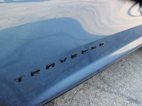 Used 2026 Chevrolet Traverse RS w/ LPO, Floor Liner Package AWD/4WD image 2