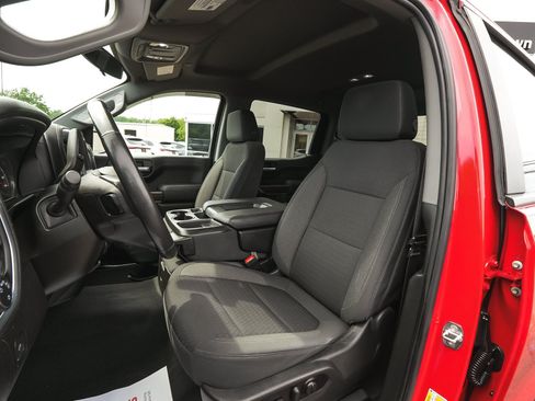 Used 2021 Chevrolet Silverado 1500 RST AWD/4WD image 27