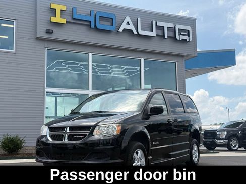 Used 2013 Dodge Grand Caravan SXT FWD image 12