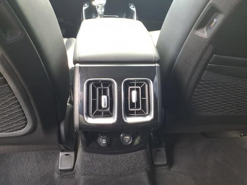 Used 2022 Kia Sorento SX AWD/4WD image 23