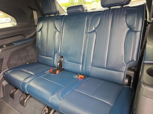 Used 2025 Cadillac Escalade IQ Luxury 2 w/ LPO, Premium Carpet Package AWD/4WD image 13
