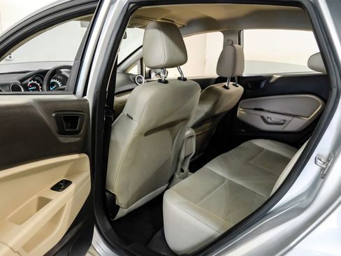 Used 2019 Ford Fiesta SE image 34