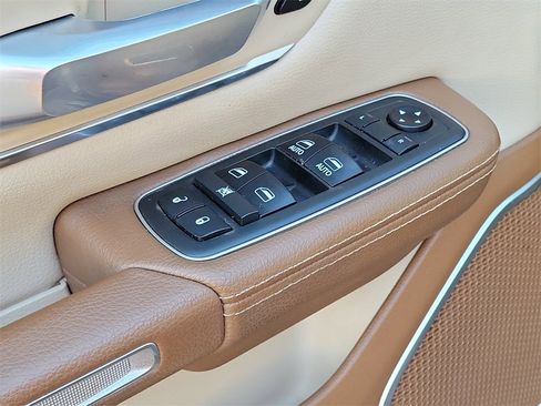 Used 2019 RAM 1500 Laramie w/ Bed Utility Group image 13