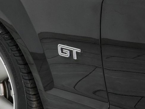 Used 2006 Ford Mustang GT RWD image 31