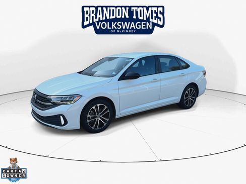 Used 2024 Volkswagen Jetta Sport FWD image 3