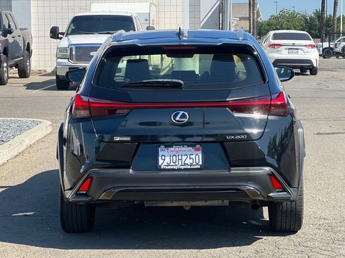 Used 2019 Lexus UX 200 F Sport w/ F Sport Premium Package FWD image 6