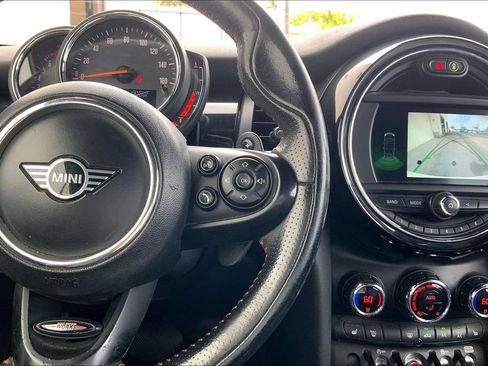Used 2020 MINI Cooper S FWD image 15