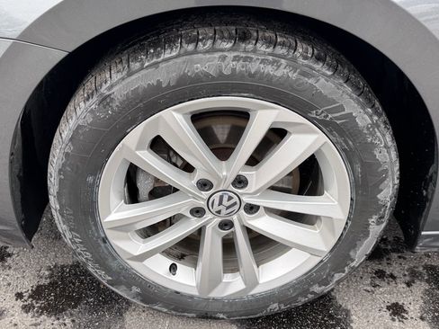 Used 2020 Volkswagen Passat 2.0T S image 39