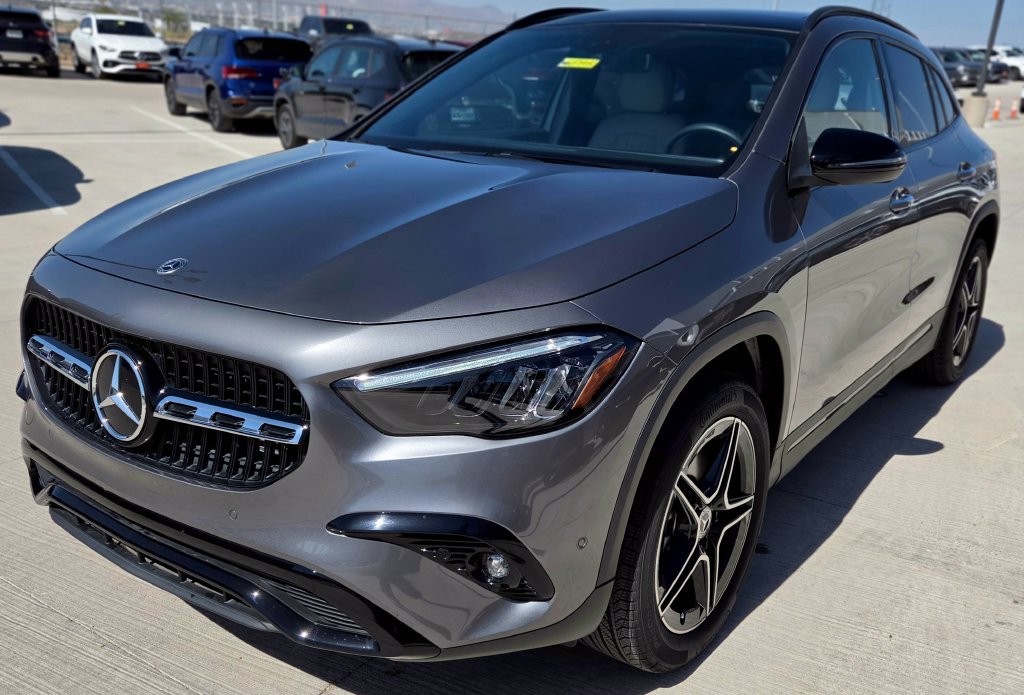 Used 2026 Mercedes-Benz GLA 250 4MATIC image 3