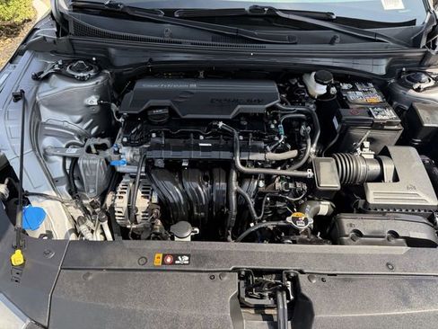Used 2025 Kia K4 FWD image 25