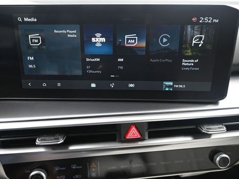 New 2025 Kia Sorento EX w/ Panoramic Sunroof Package AWD/4WD image 18