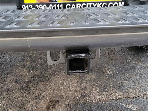 Used 2019 Nissan Titan PRO-4X w/ Pro-4x Utility Package image 30