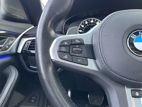 Used 2018 BMW M550i xDrive image 26