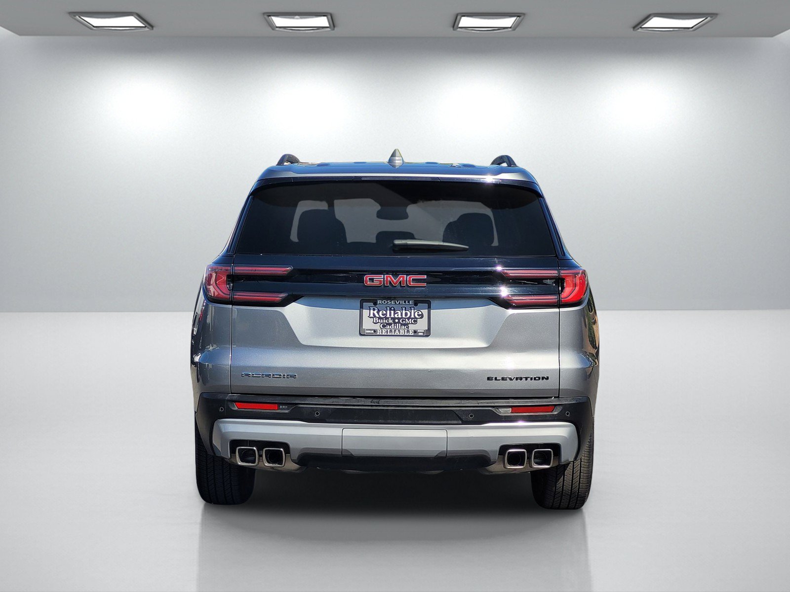 Used 2025 GMC Acadia Elevation FWD image 5