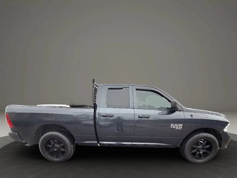 Used 2019 RAM 1500 Express w/ Express Value Package AWD/4WD image 4